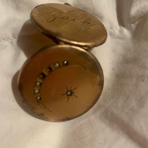 Antique Gold Plated Locket w/ Crescent Moon - Picture 2 of 6